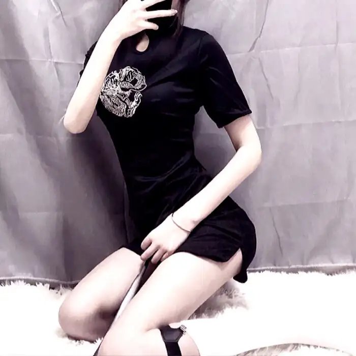 机器情人之野蛮女管家